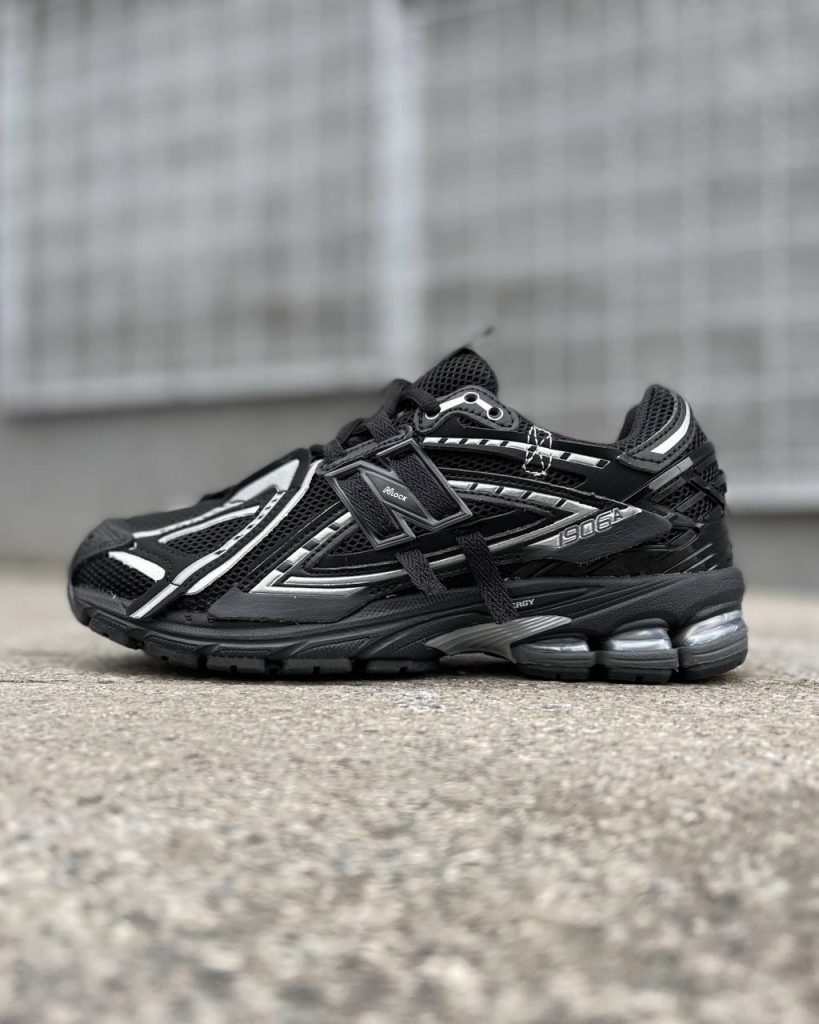 New Balance 1906A Black