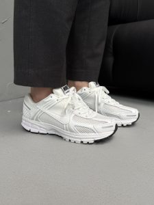 Nike Air Zoom Vomero 5 White