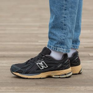 New Balance 1906R Black Beige