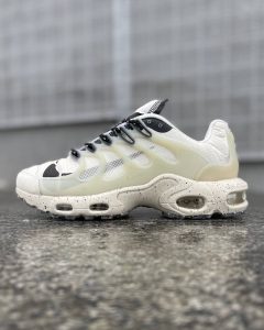 Nike Terrascape Beige