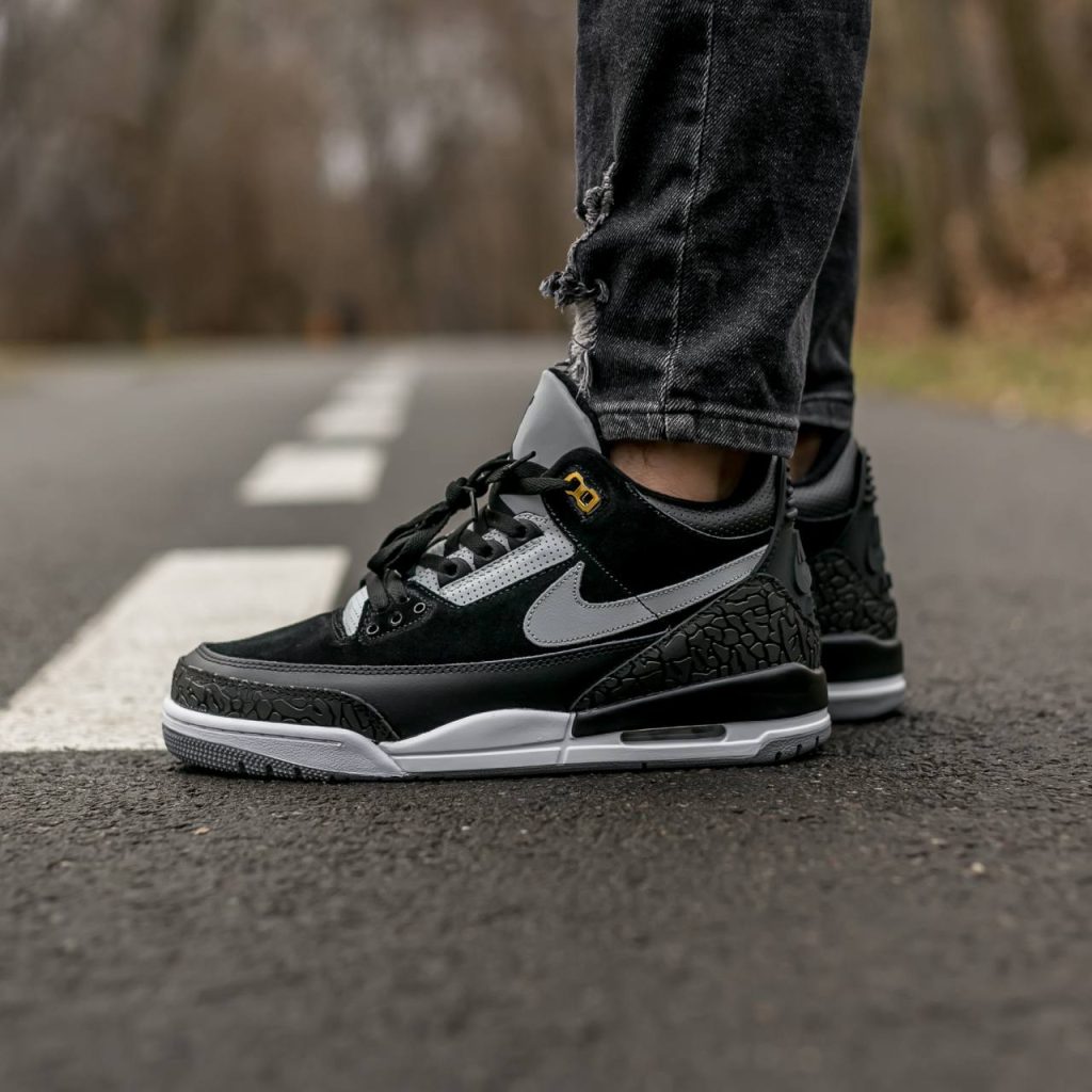 Air jordan retro 3 Black