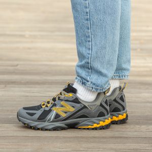 New Balance 610 Black Yellow