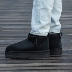 UGG Ultra Mini High Platform Black
