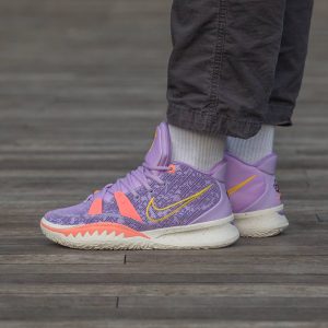 Nike Kyrie 7 Rose