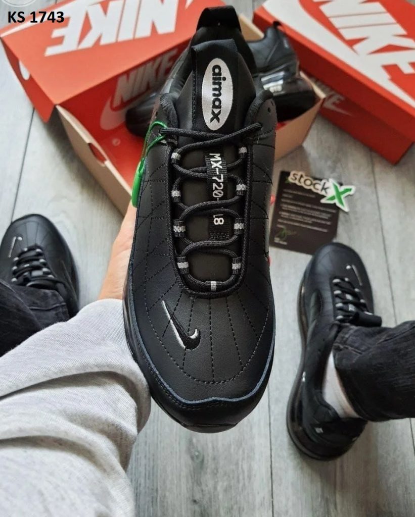 Nike Air Max 720-818 (чорні)