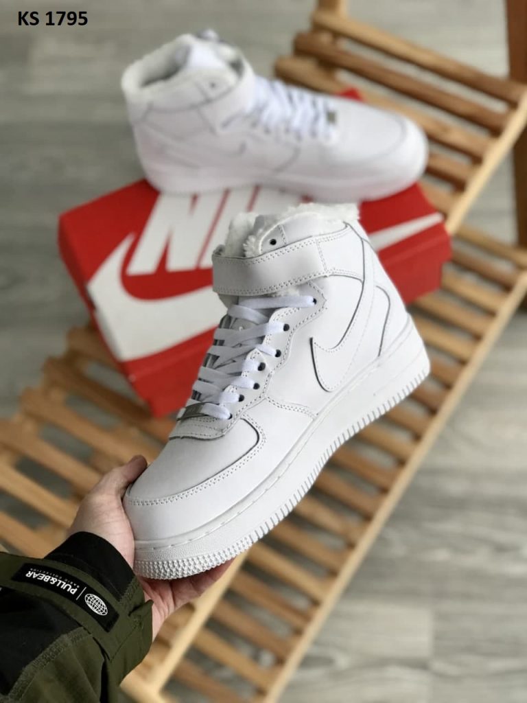 Nike Air Force 1 07 Mid LV8 (білі) ЗИМА