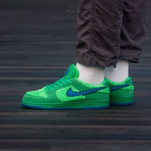 Nike SB Dunk Low Grateful Dead Bears Green