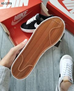 Nike Blazer Low (чорно/білі, замш)