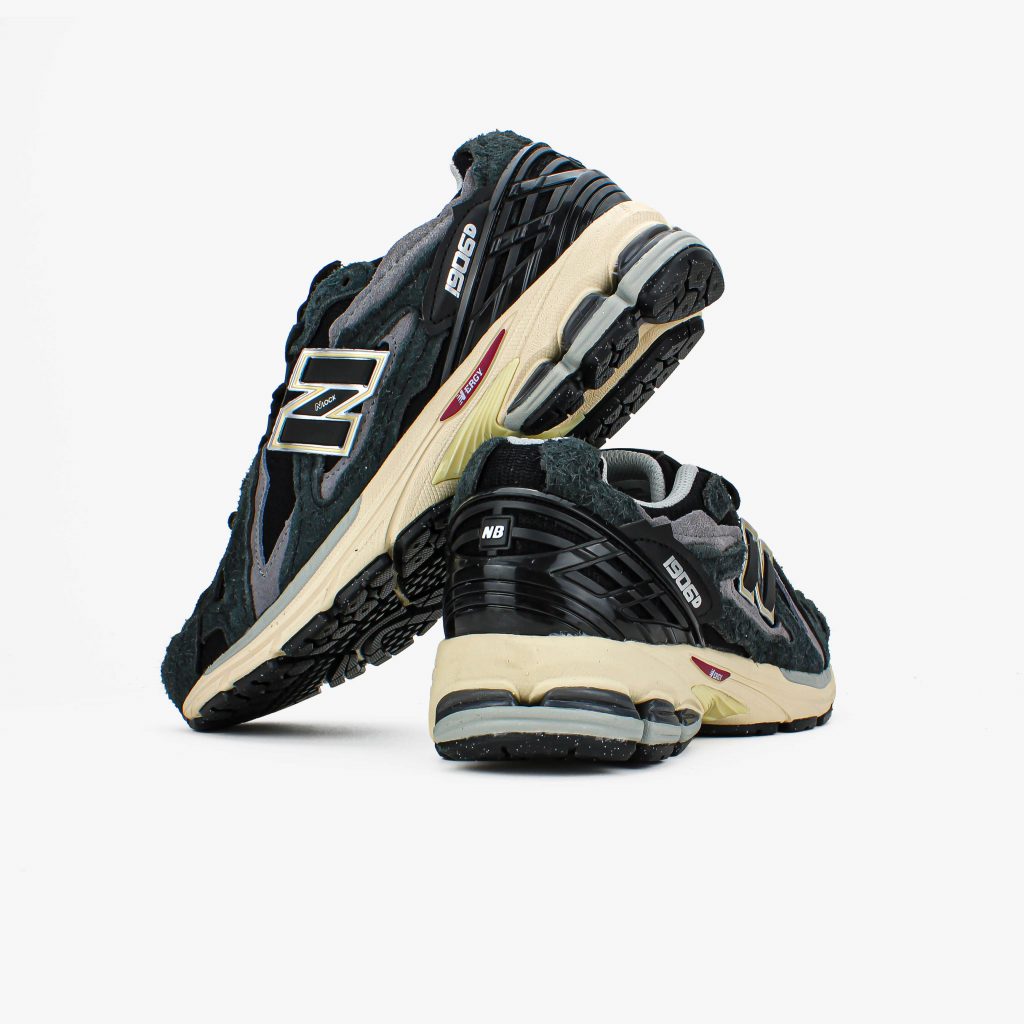 New Balance 1906D Protection Pack Black