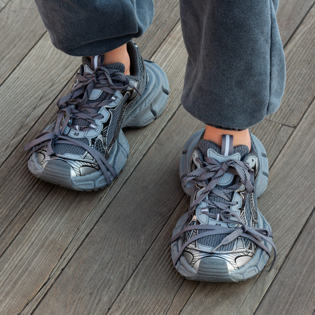 Balenciaga 3XL White Grafit