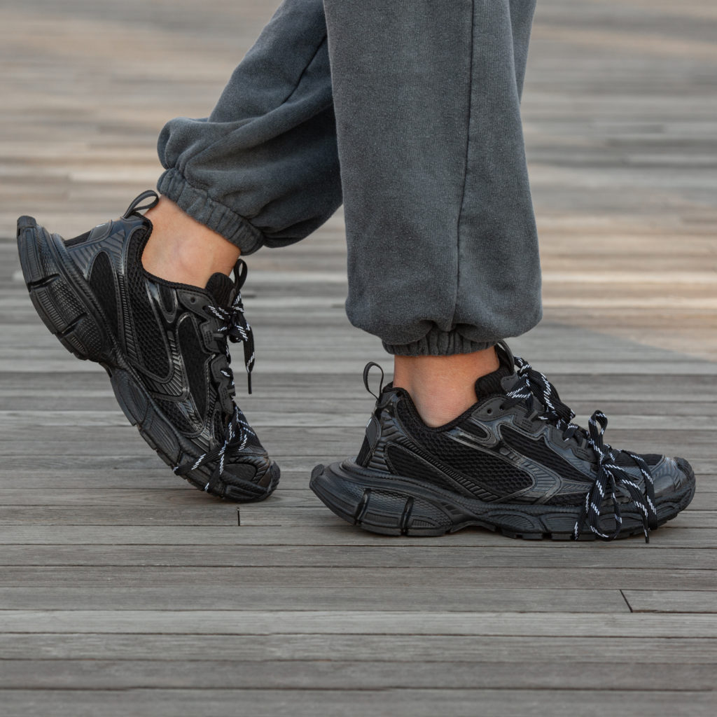 Balenciaga 3XL White Black