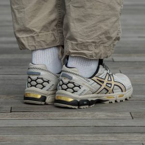 Asics Gel-Kahana 8 Beige