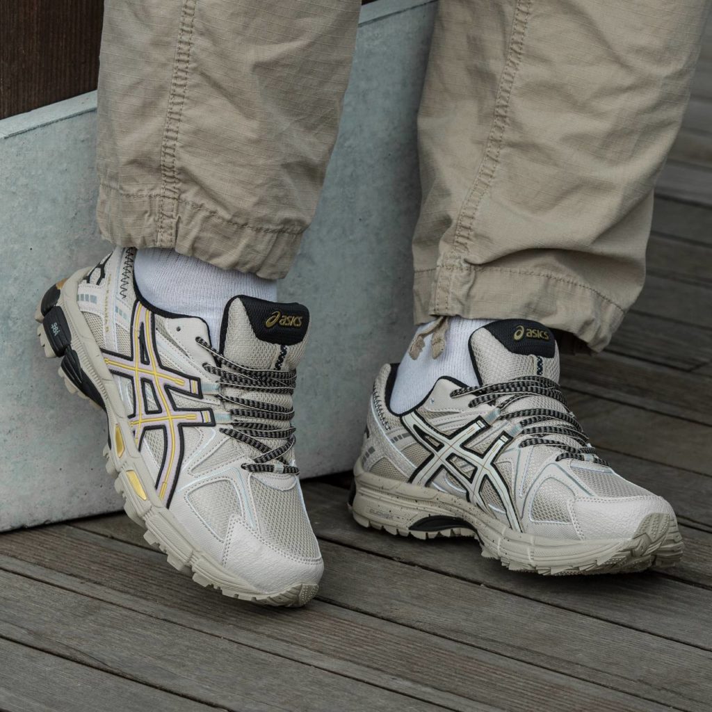 Asics Gel-Kahana 8 Beige
