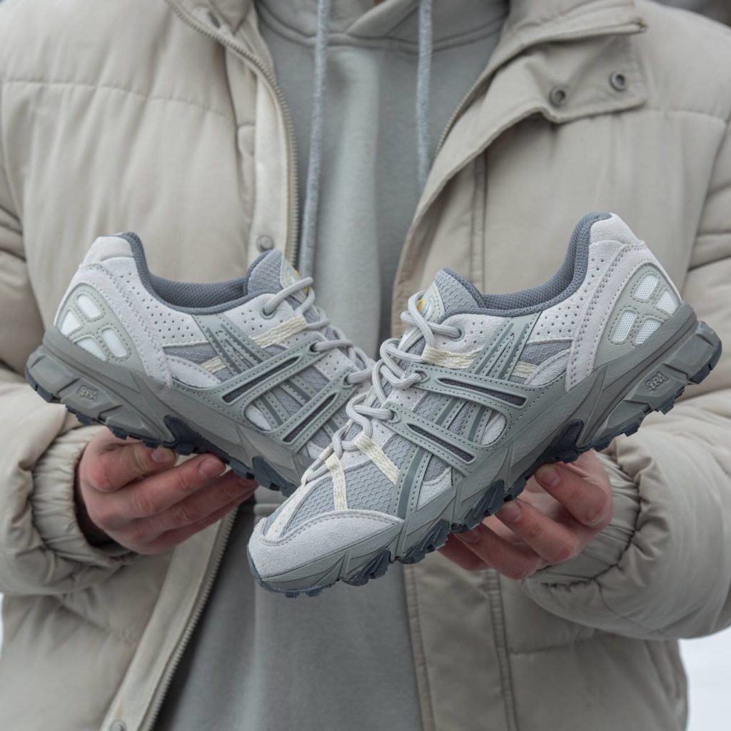 Asics Gel  Somona 10-50 Grey