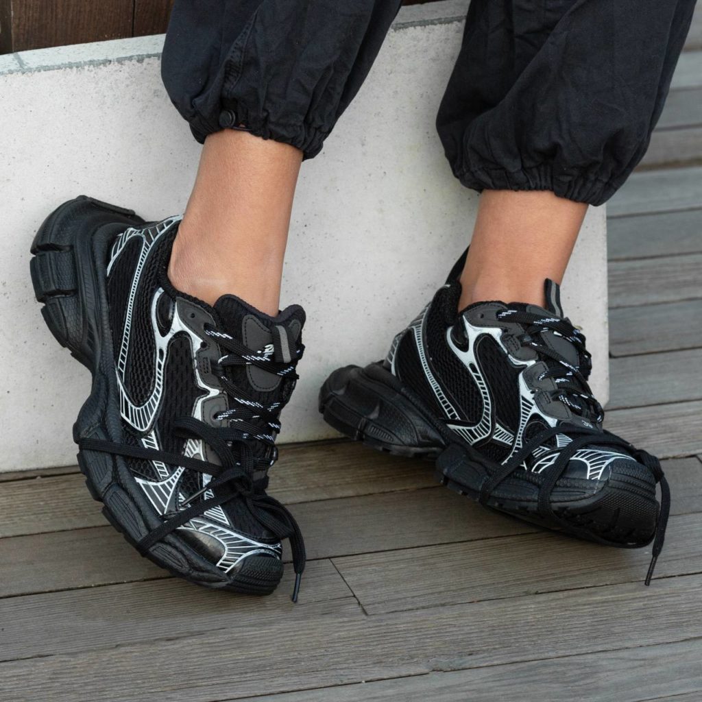 Balenciaga 3XL Black