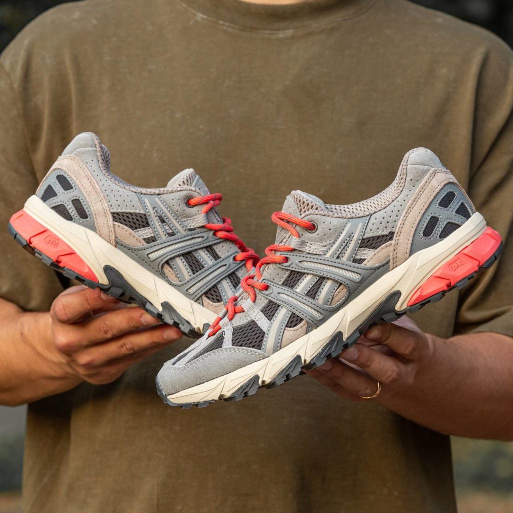 Asics Gel-Somona 10-50 Grey Orange