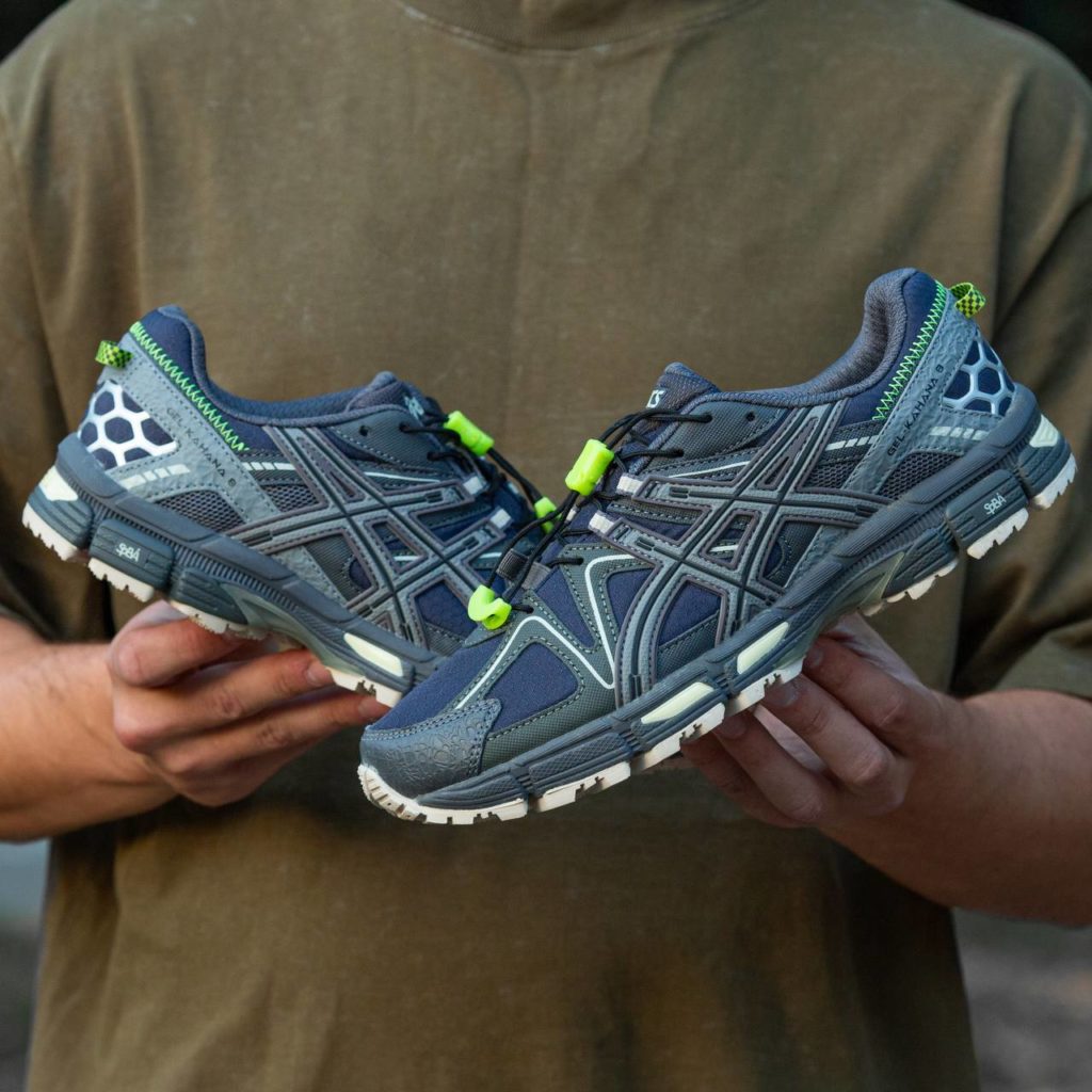 Asics Gel-Kahana 8 GORE-TEX Dark Grey