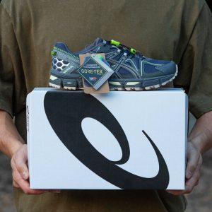 Asics Gel-Kahana 8 GORE-TEX Dark Grey