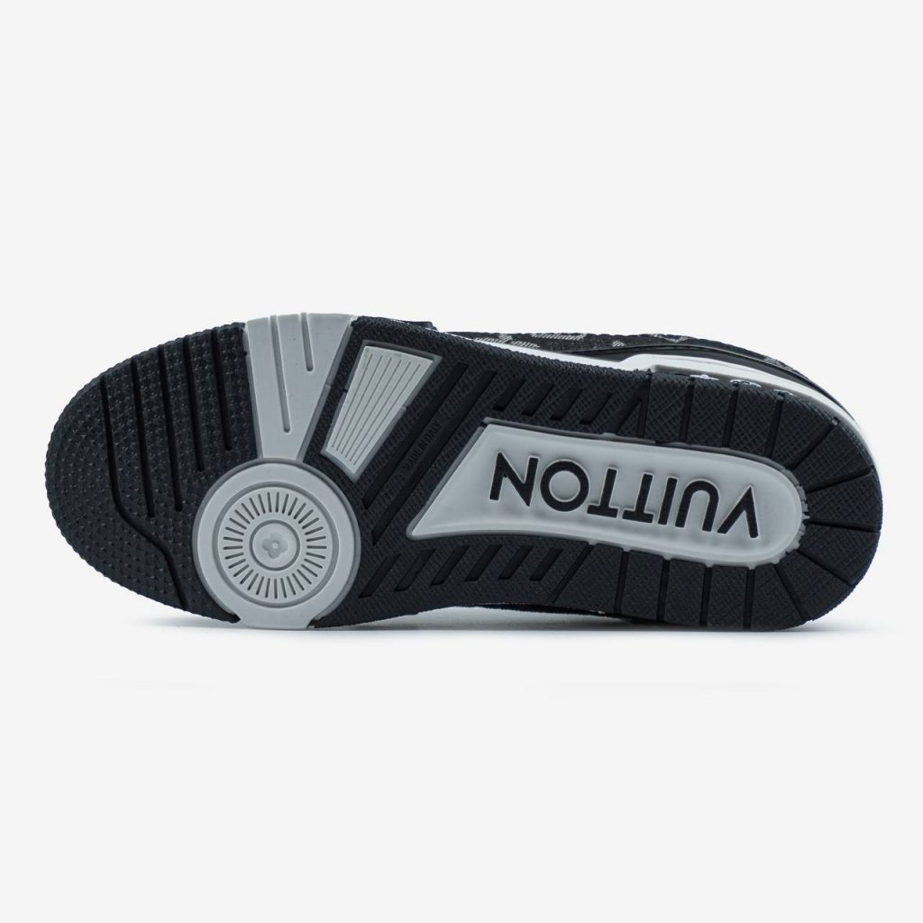 Louis Vuitton Trainer White Black