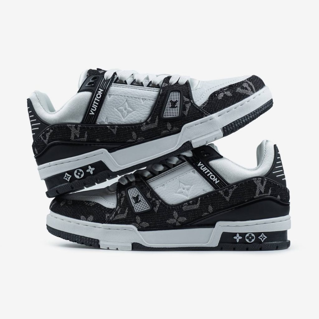 Louis Vuitton Trainer White Black