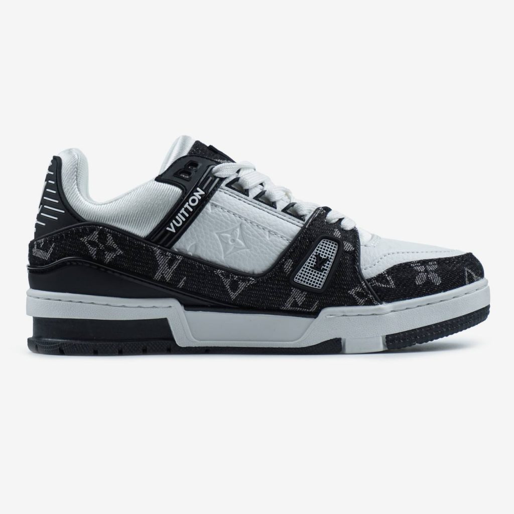 Louis Vuitton Trainer White Black