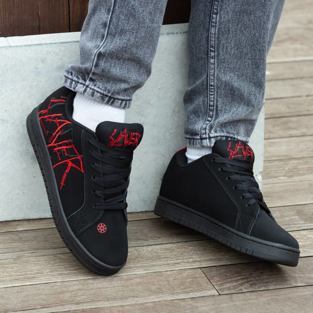 DC х Slayer Court Graffik Black Red