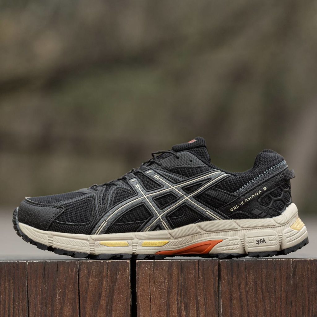 Asics Gel-Kahana 8 GORE-TEX Black Brown