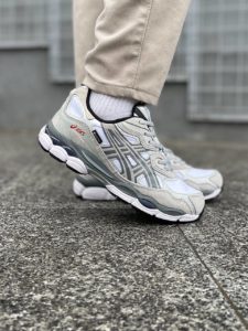 Asics GEL-NYC Grey/Beige