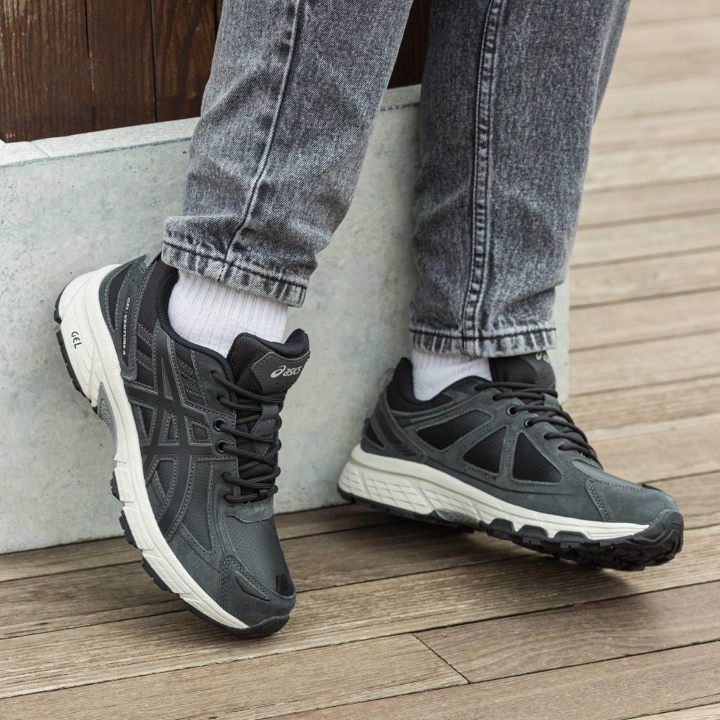 Asics Gel Venture 6 Black