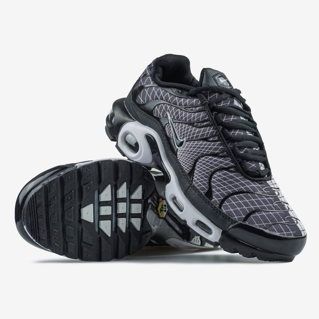 Nike Air Max TN Plus Black White