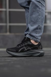 Asics Gel-Kayano 30 Gore-Tex Black