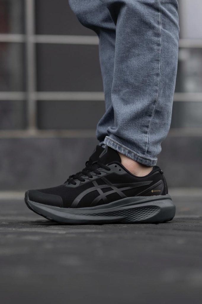 Asics Gel-Kayano 30 Gore-Tex Black