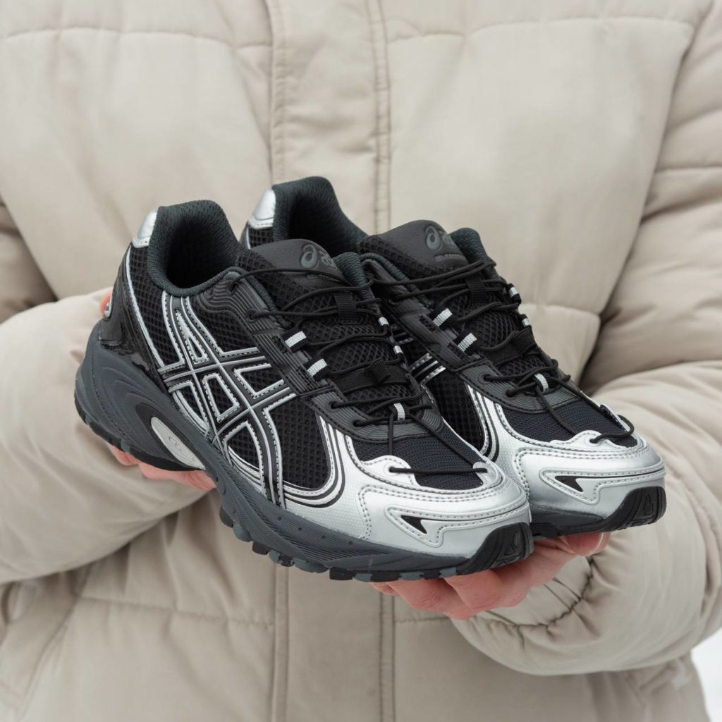 Asics Gel-Kahana TR v4 Carbon Black