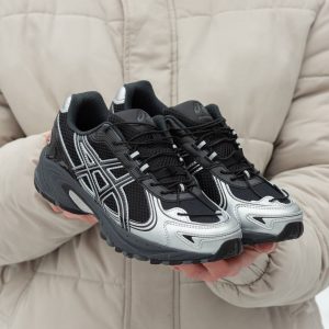 Asics Gel-Kahana TR v4 Carbon Black