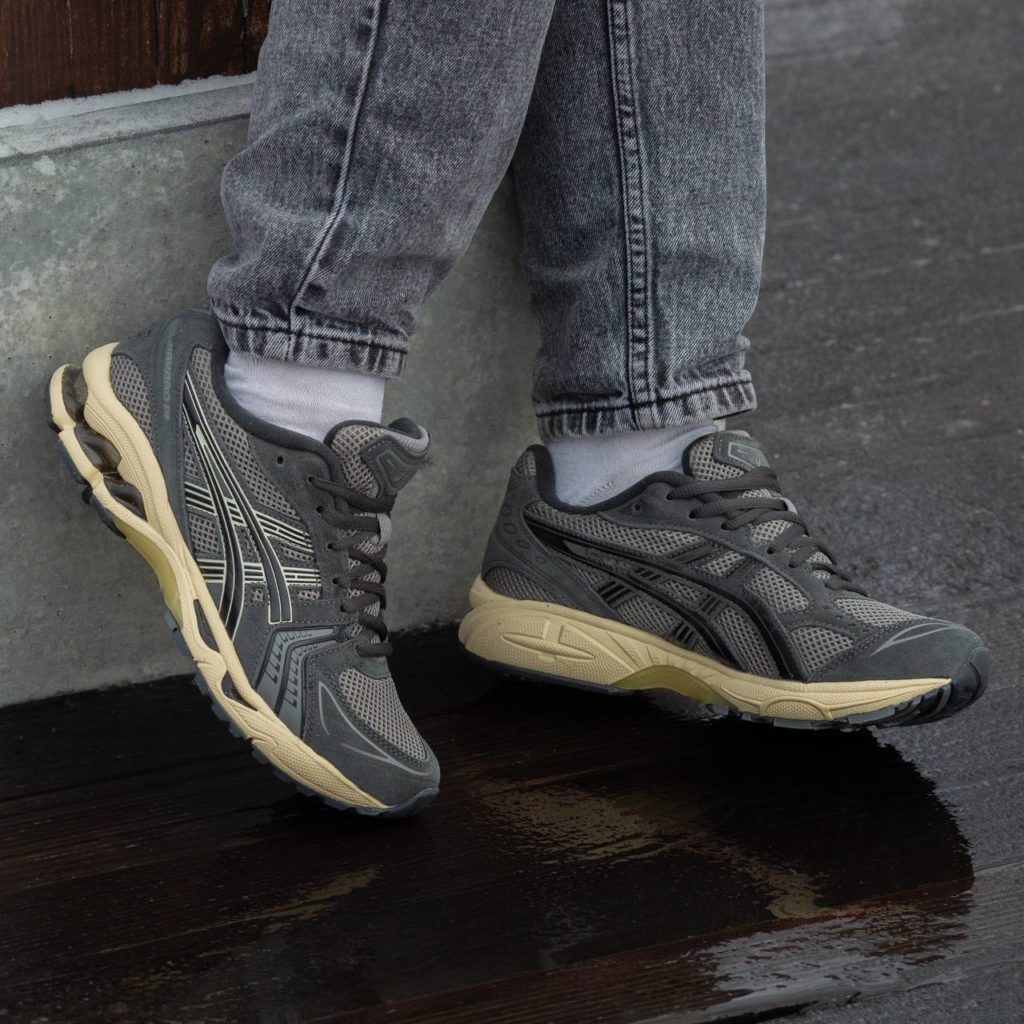 Asics Gel-Kayano 14 Suede Grafit