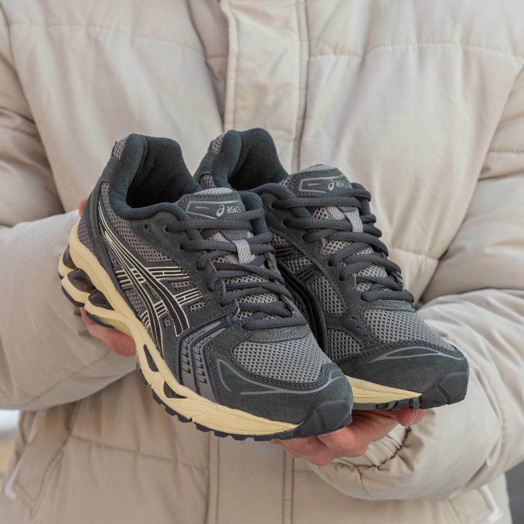 Asics Gel-Kayano 14 Suede Grafit