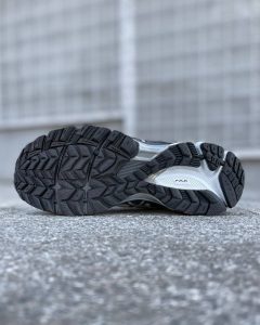 Asics Gel kahana 8 Black/Grey