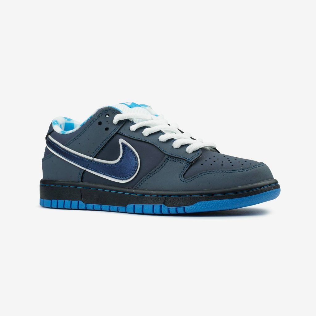 Nike SB Dunk Low Blue Lobster