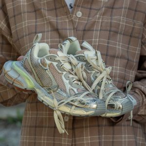 Balenciaga 3XL Dirty Beige