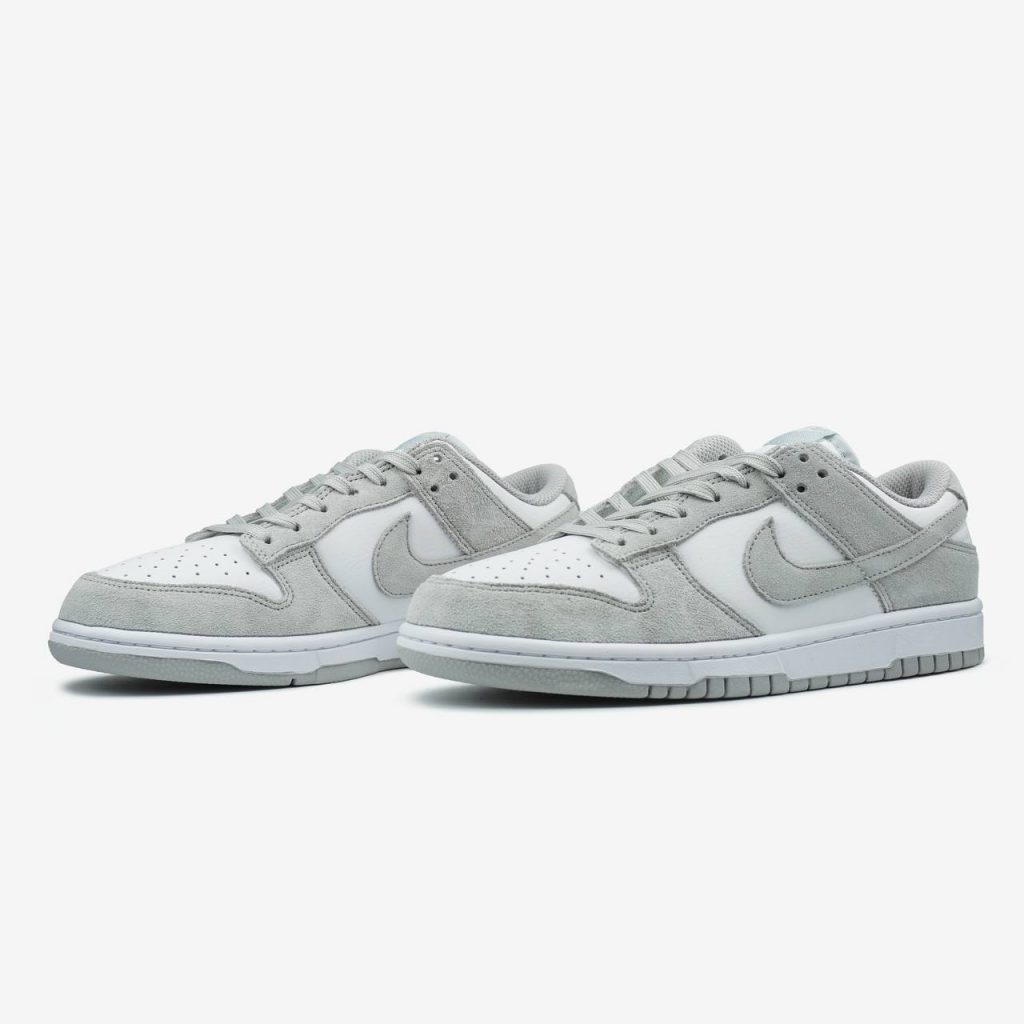 Nike SB Dunk Low Grey White
