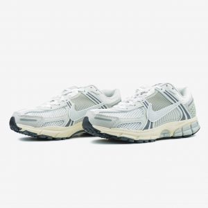 Nike Air Zoom Vomero 5 Platinum Tint