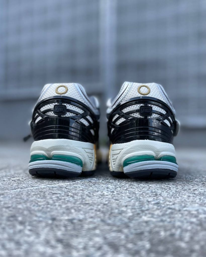 New Balance 1906А Metalic Beige