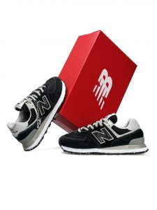 New Balance 574 Black/White