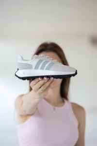 Adidas Retropy E5