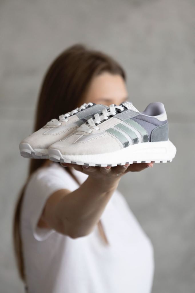 Adidas Retropy E5 Loopschoenen Voor