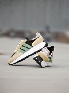 Adidas Retropy