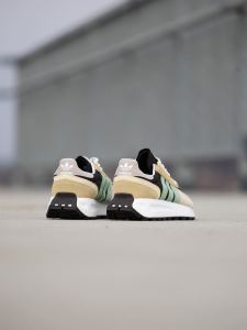 Adidas Retropy
