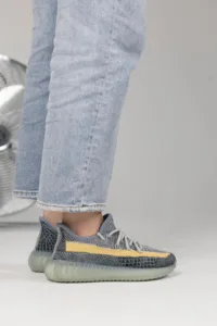 Yeezy 350