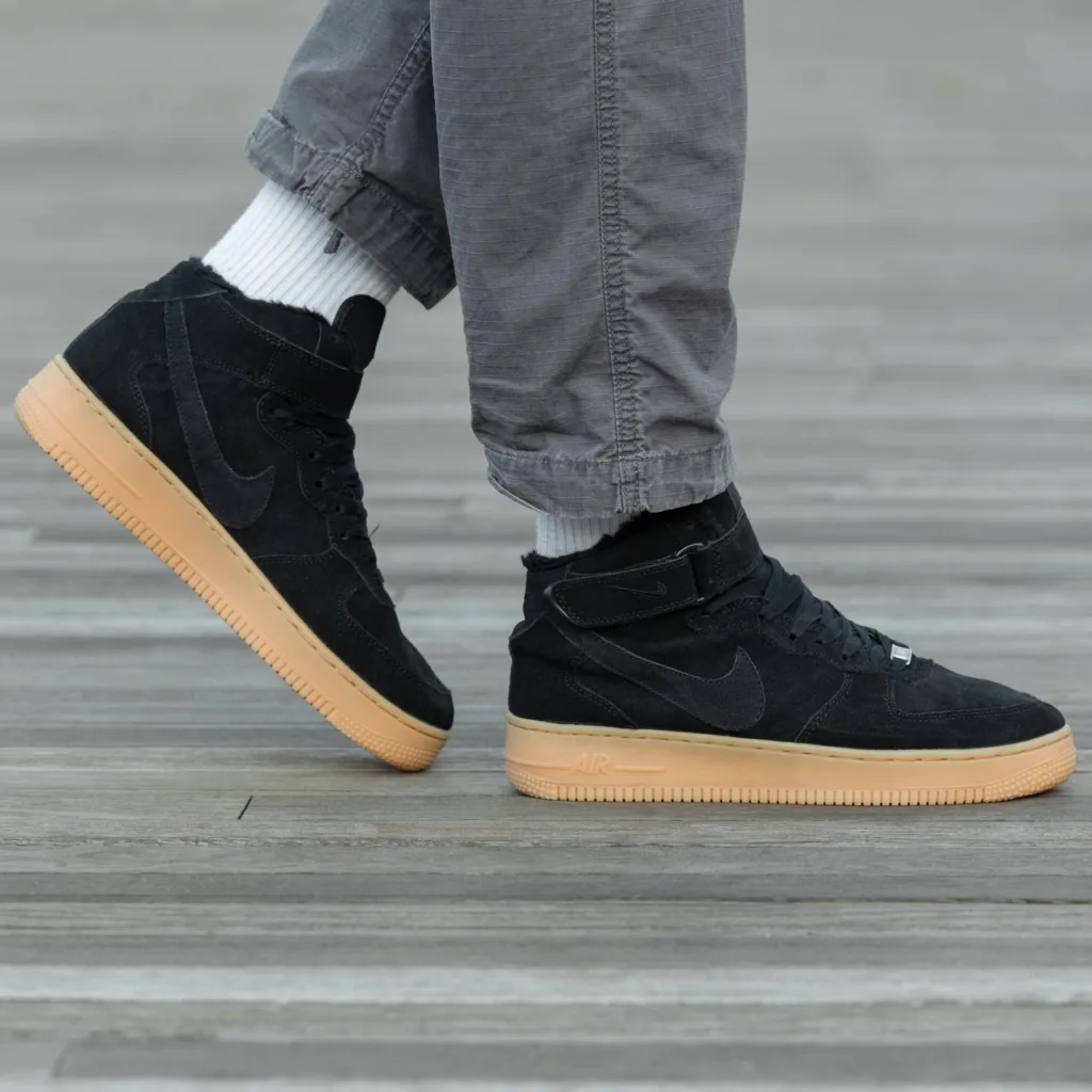 Nike Air Force  Winter Black Yellow