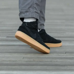 Nike Air Force  Winter Black Yellow